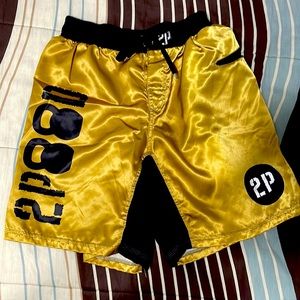 2 Pood workout shorts (M)